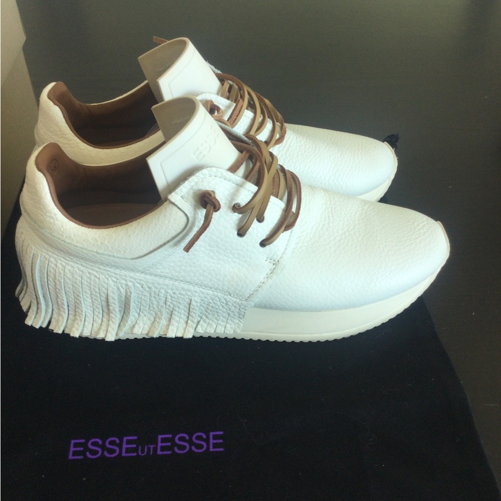 Esseutesse size 8 fringe sneakers with raw hide shoe strings